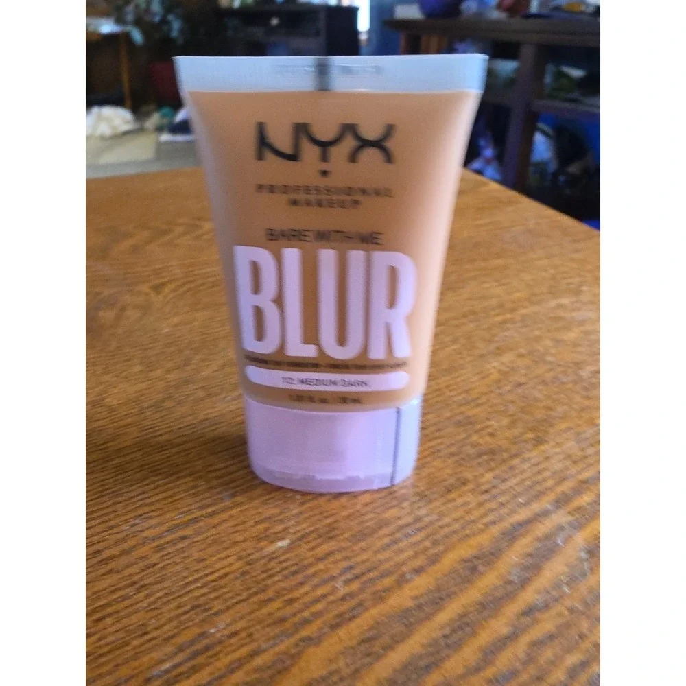 NYX PROFESSIONAL BARE With Me BLUR Skin Tint Foundation 12 Medium Dark